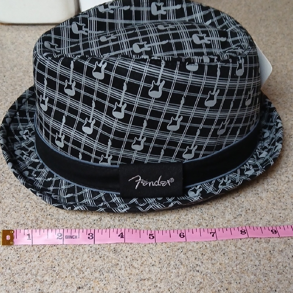 NWT! Fender Black and Gray Guitar Pattern Hat - Picture 7 of 8